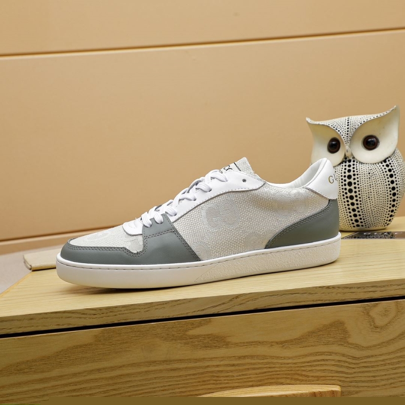 G*u*i casual shoes